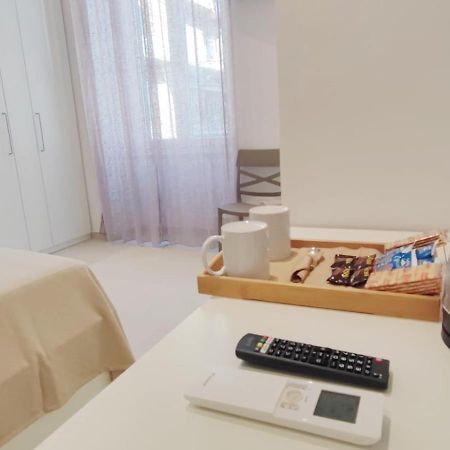 Barby 1 Hotel ลาสเปเซีย ภายนอก รูปภาพ