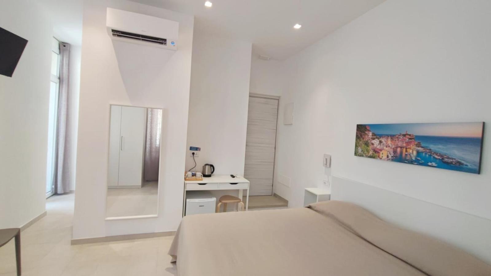 Barby 1 Hotel ลาสเปเซีย ภายนอก รูปภาพ