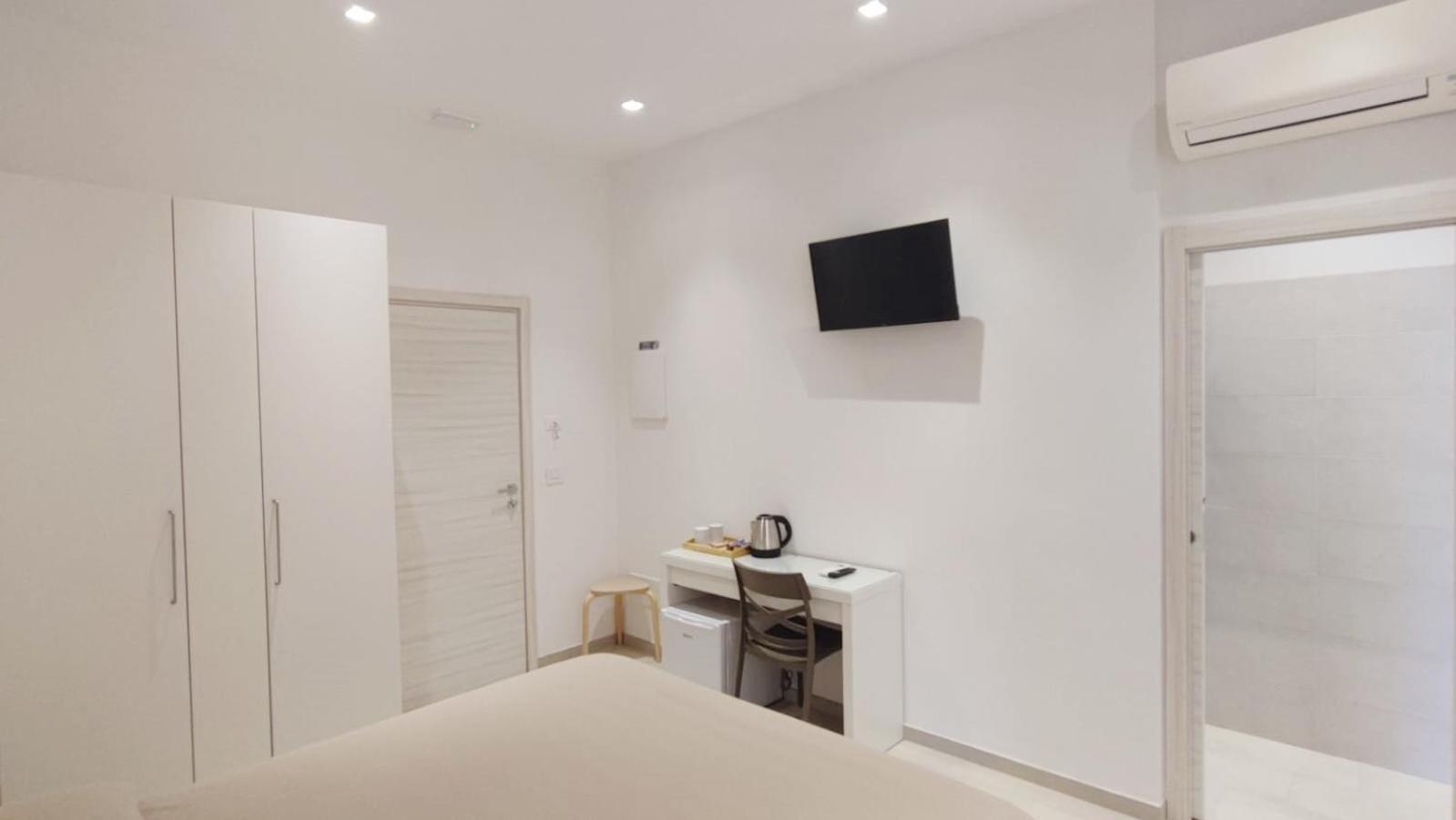 Barby 1 Hotel ลาสเปเซีย ภายนอก รูปภาพ