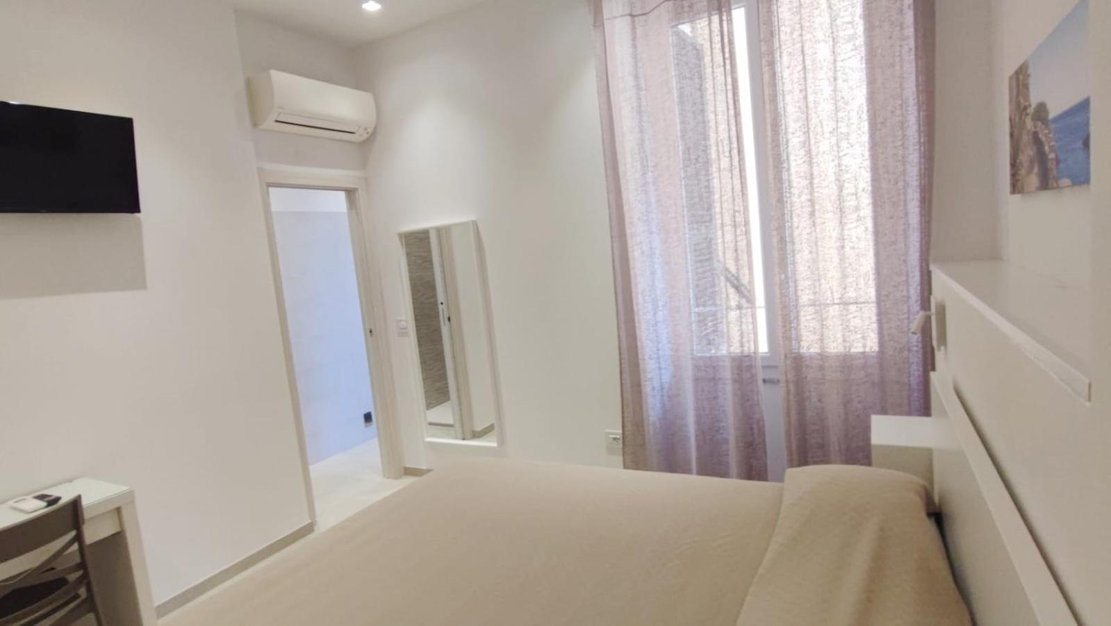 Barby 1 Hotel ลาสเปเซีย ภายนอก รูปภาพ