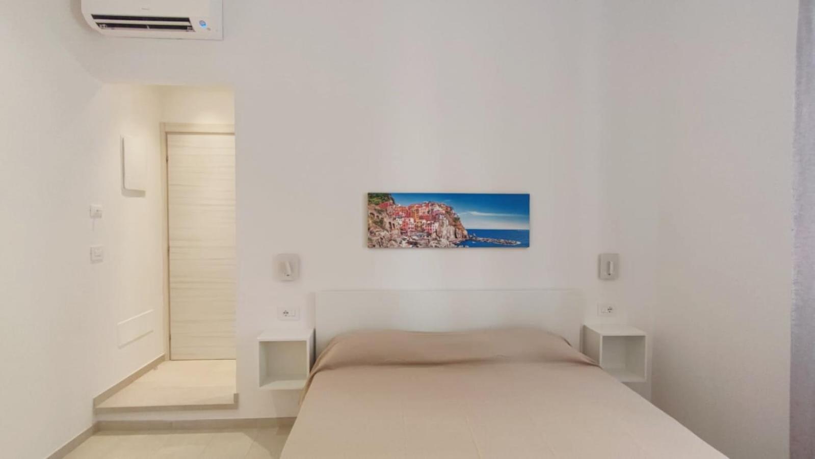 Barby 1 Hotel ลาสเปเซีย ภายนอก รูปภาพ