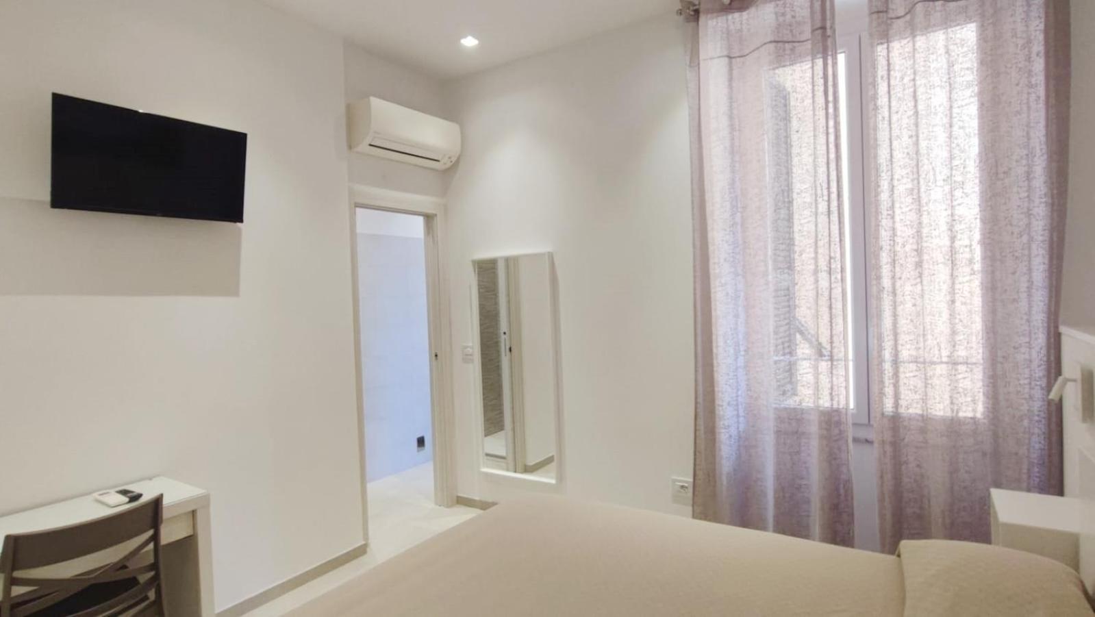Barby 1 Hotel ลาสเปเซีย ภายนอก รูปภาพ